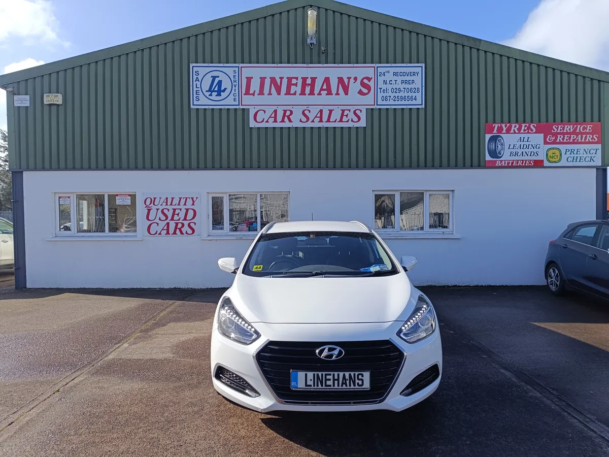 2017 Hyundai i40 Estate 1.7 CRDI, low miles! - Image 3