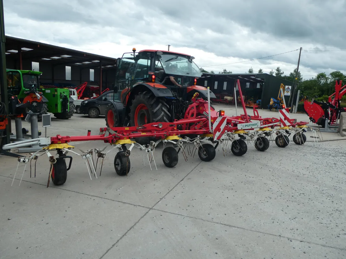 Pottinger HIT 8.91 Tedder - Image 1