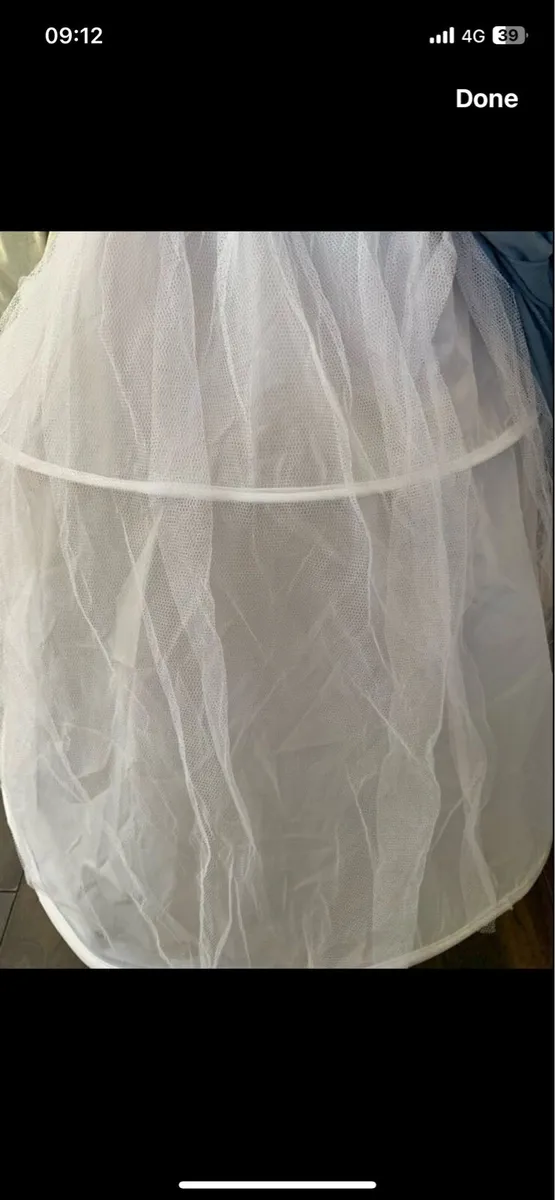 Girls Princess Dress 7-8yrs - Dress up - Fairytale - Image 3