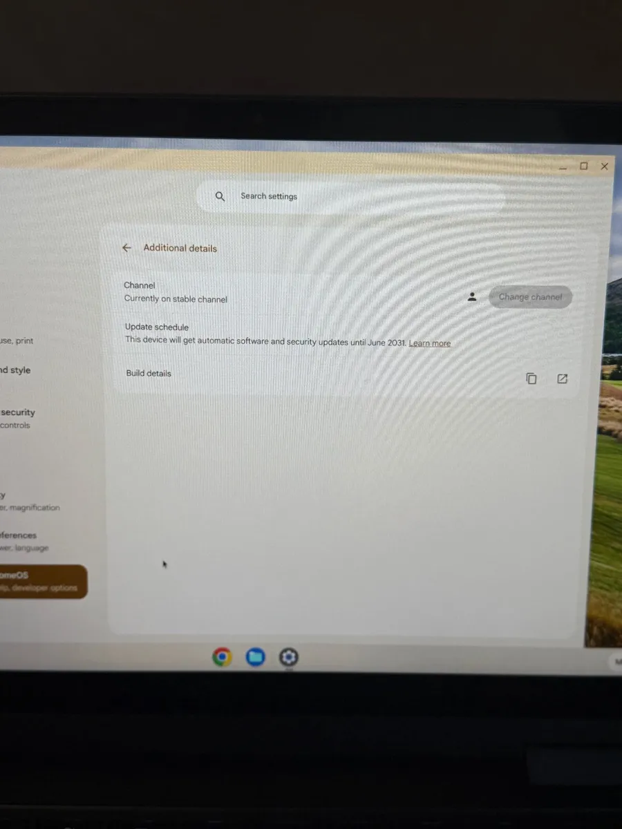 Lenovo Yoga C13 2in1 ChromeBook Ryzen5/8GB/128GB - Image 3