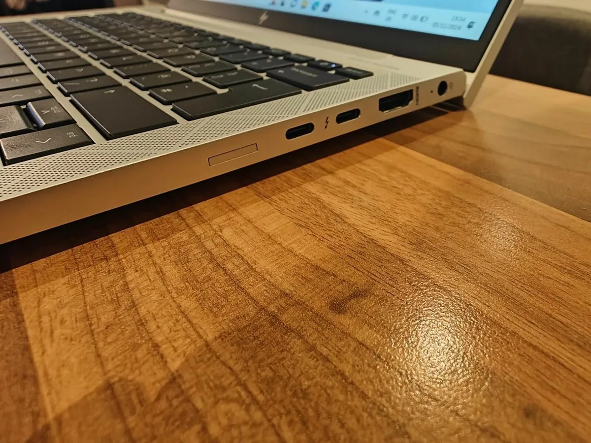 HP Elitebook 830 G8 | i5 (11th gen) | 16GB | 256GB - Image 4