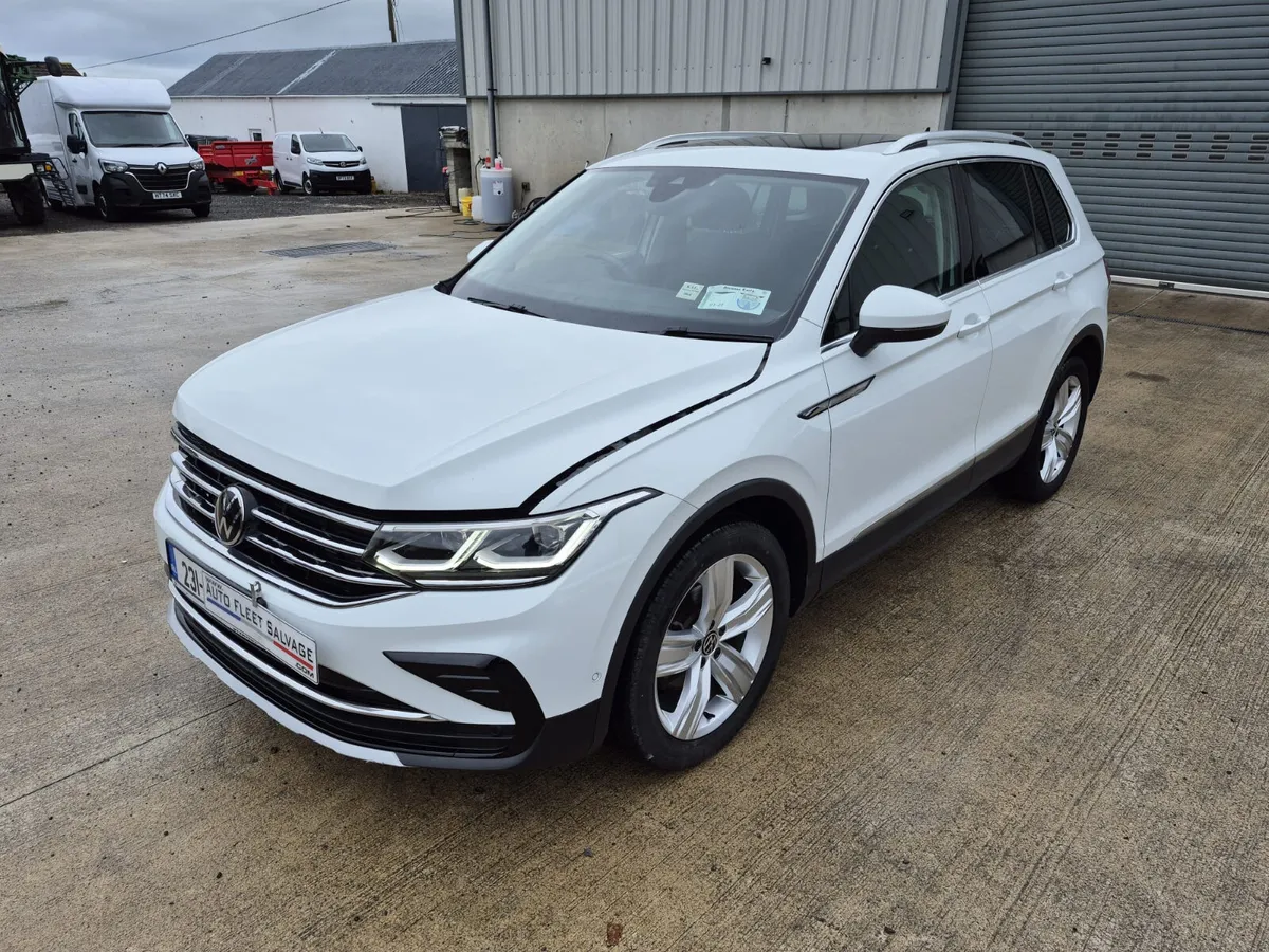 231 VW TIGUAN ELEGANCE 2.0 TDI 150 BHP - Image 4