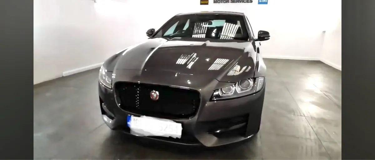 Jaguar XF R-Sports 2016 - Image 1