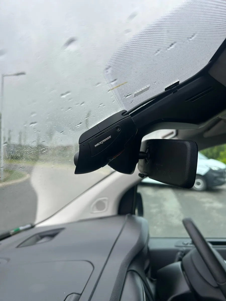 Toyota proace LWB 2.0L (high spec) - Image 4