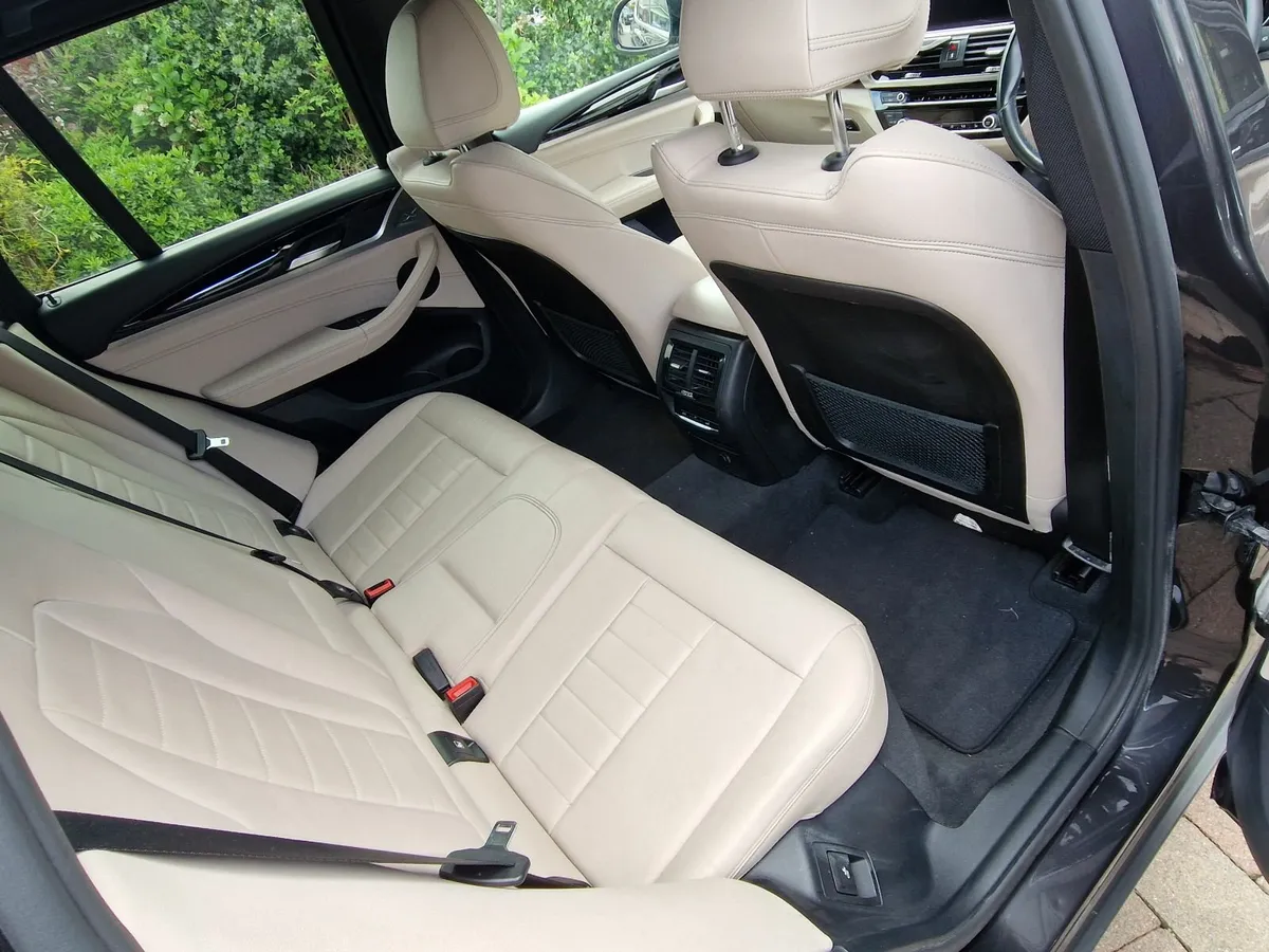 BMW X3 - Image 2