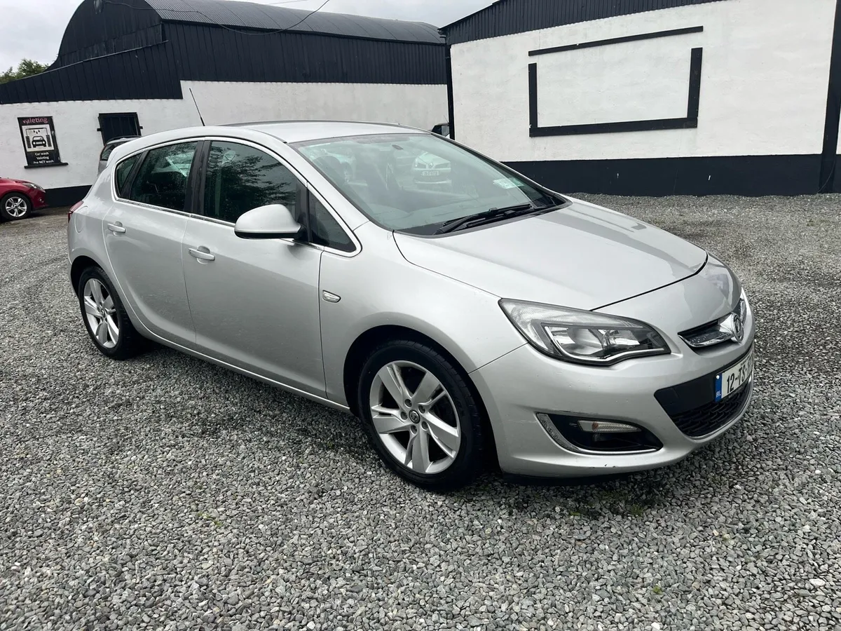 12 Vauxhall Astra 1.7 diesel SRI - NCT 05/26 - Image 3