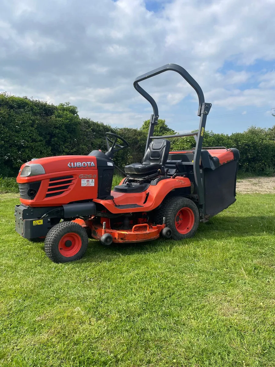 Kubota G26-II ride on mower - Image 1
