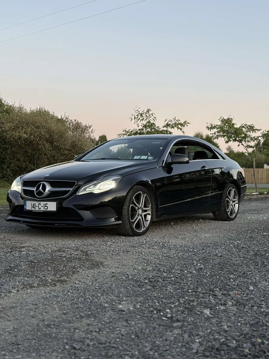 141 Mercedes E Class - Image 3