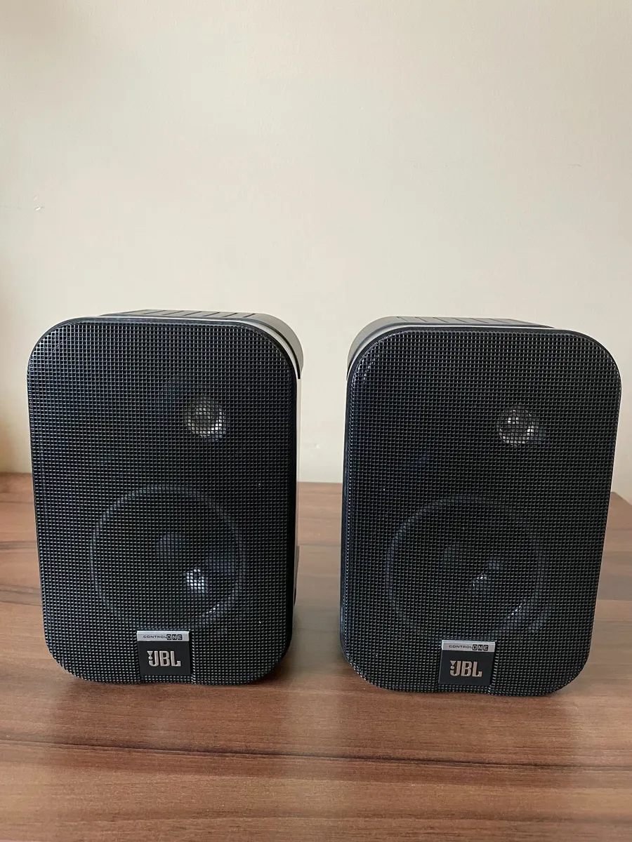SPEAKERS JBL CONTROL ONE - Image 1