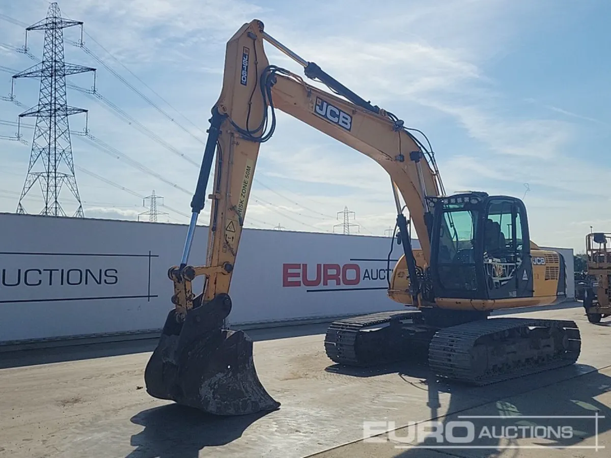 2015 JCB JS160 - Image 1