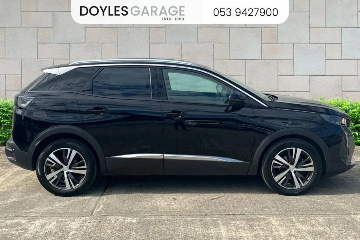 Peugeot 3008 Allure 1.5 Blue HDi Diesel 130bhp - Image 2