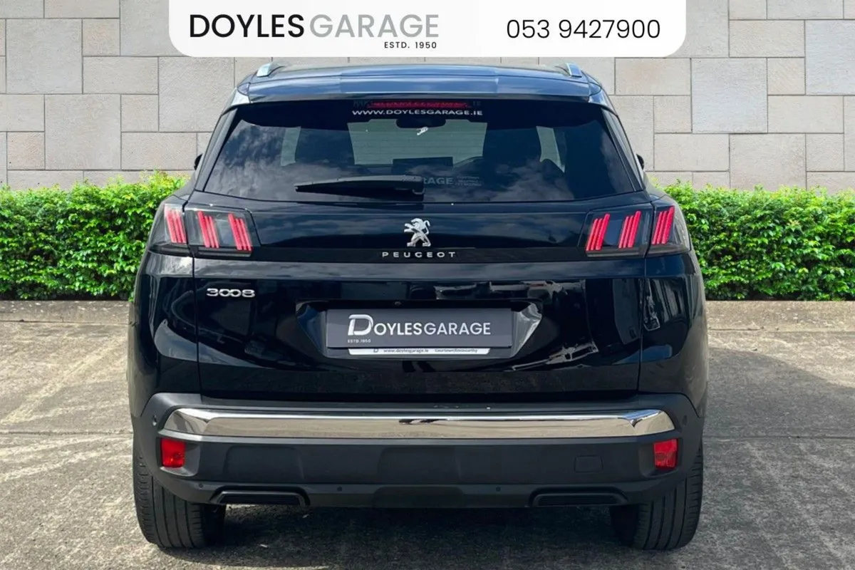 Peugeot 3008 Allure 1.5 Blue HDi Diesel 130bhp - Image 3