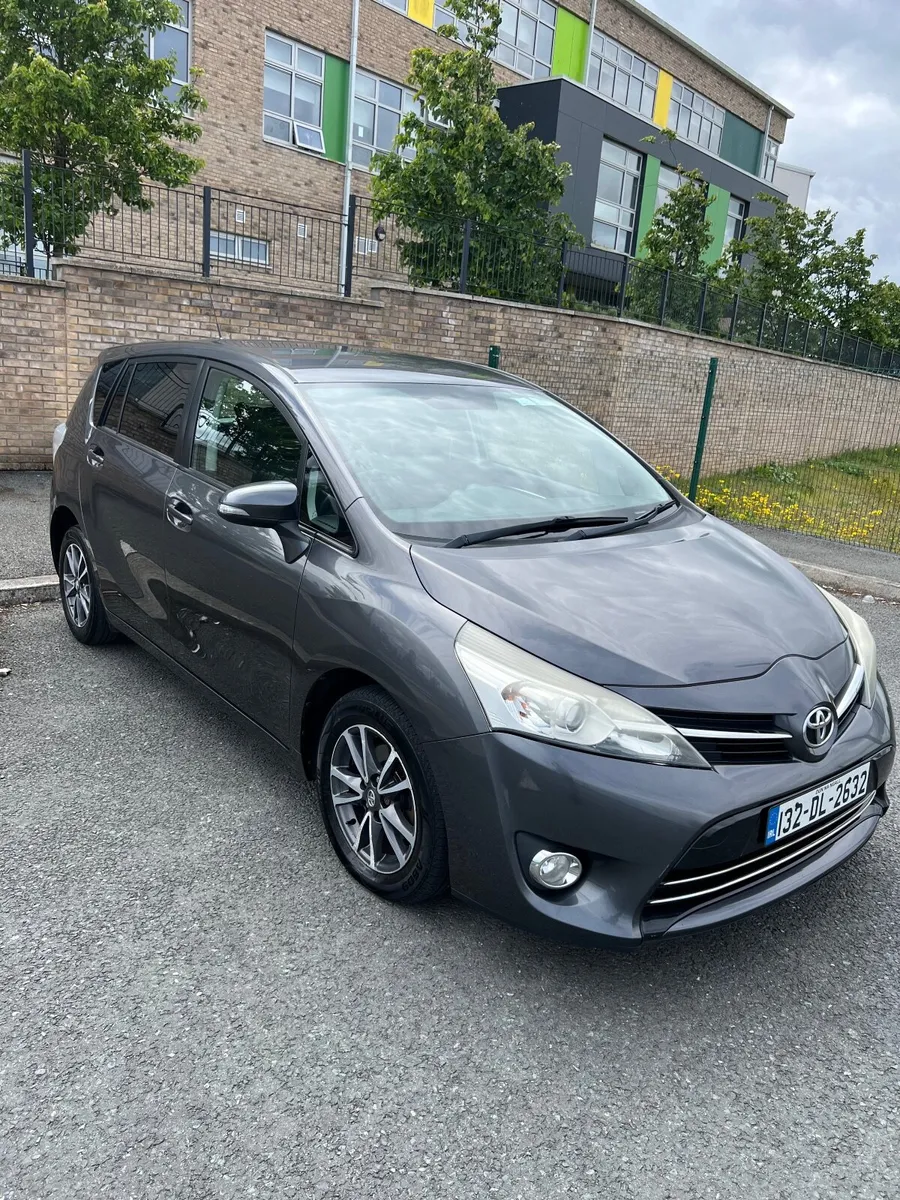 2013 Toyota Verso 7 seater 2.0 Diesel - Image 1