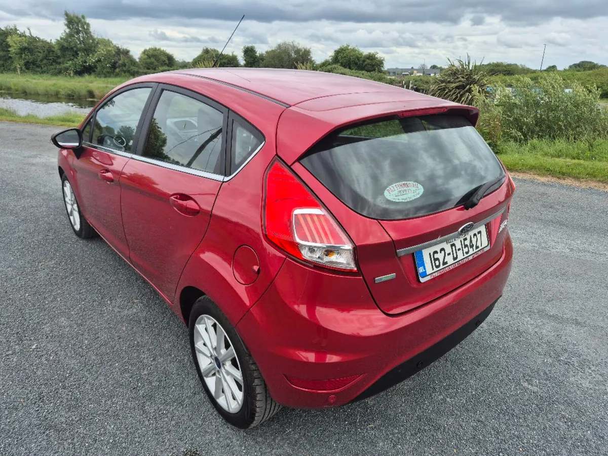 Ford Fiesta TITANIUM 1.0 ECO 100PS AUTOMATIC - Image 4