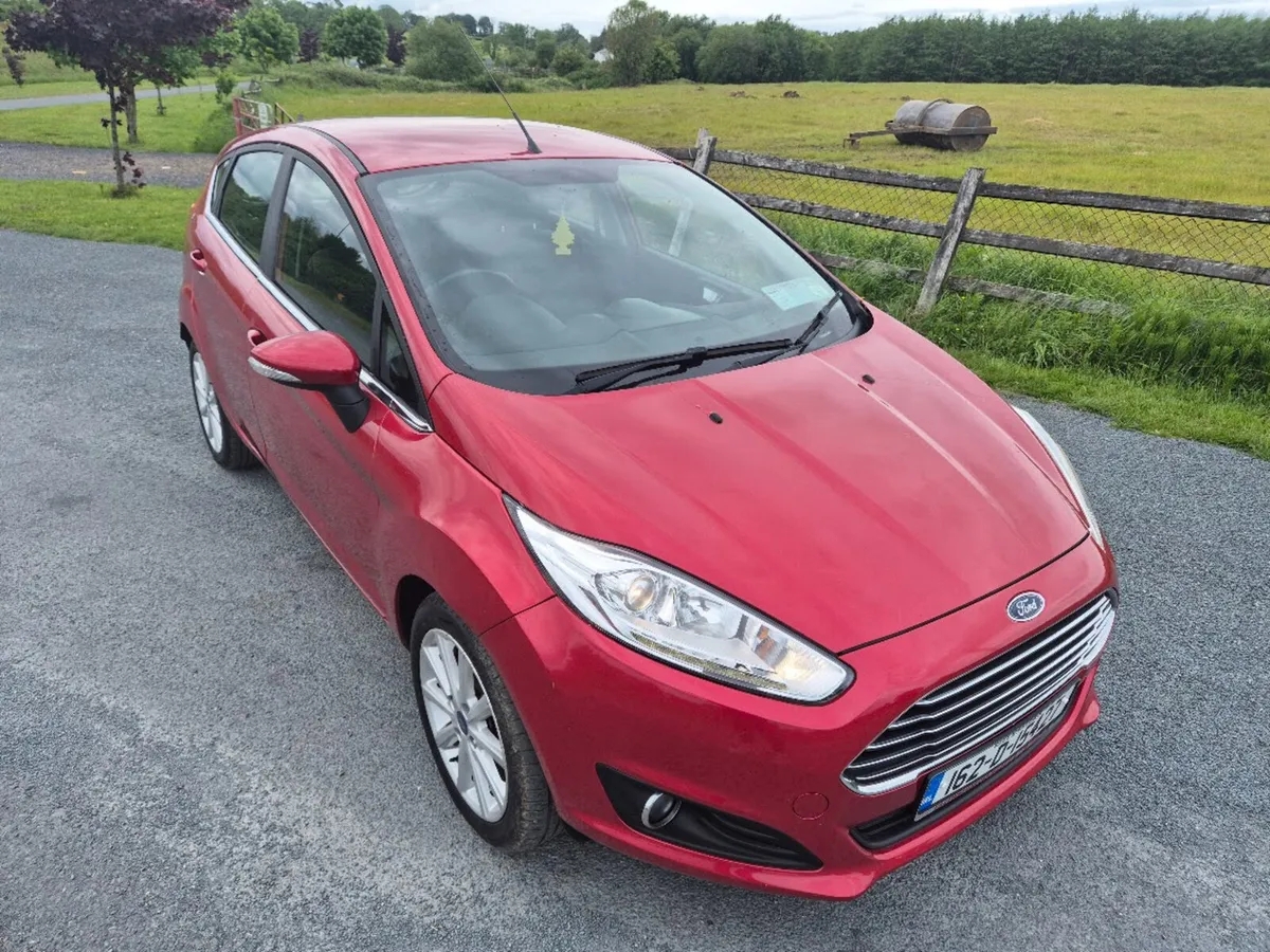 Ford Fiesta TITANIUM 1.0 ECO 100PS AUTOMATIC - Image 1
