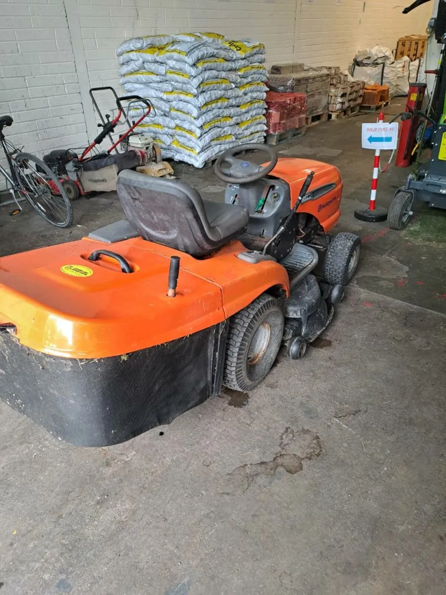 Husqvarna tractor lawn mower - Image 2