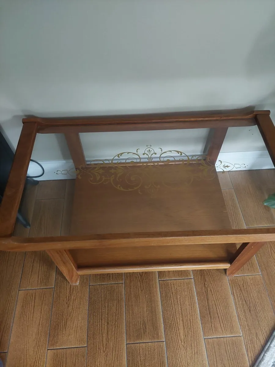 Coffee table - Image 1