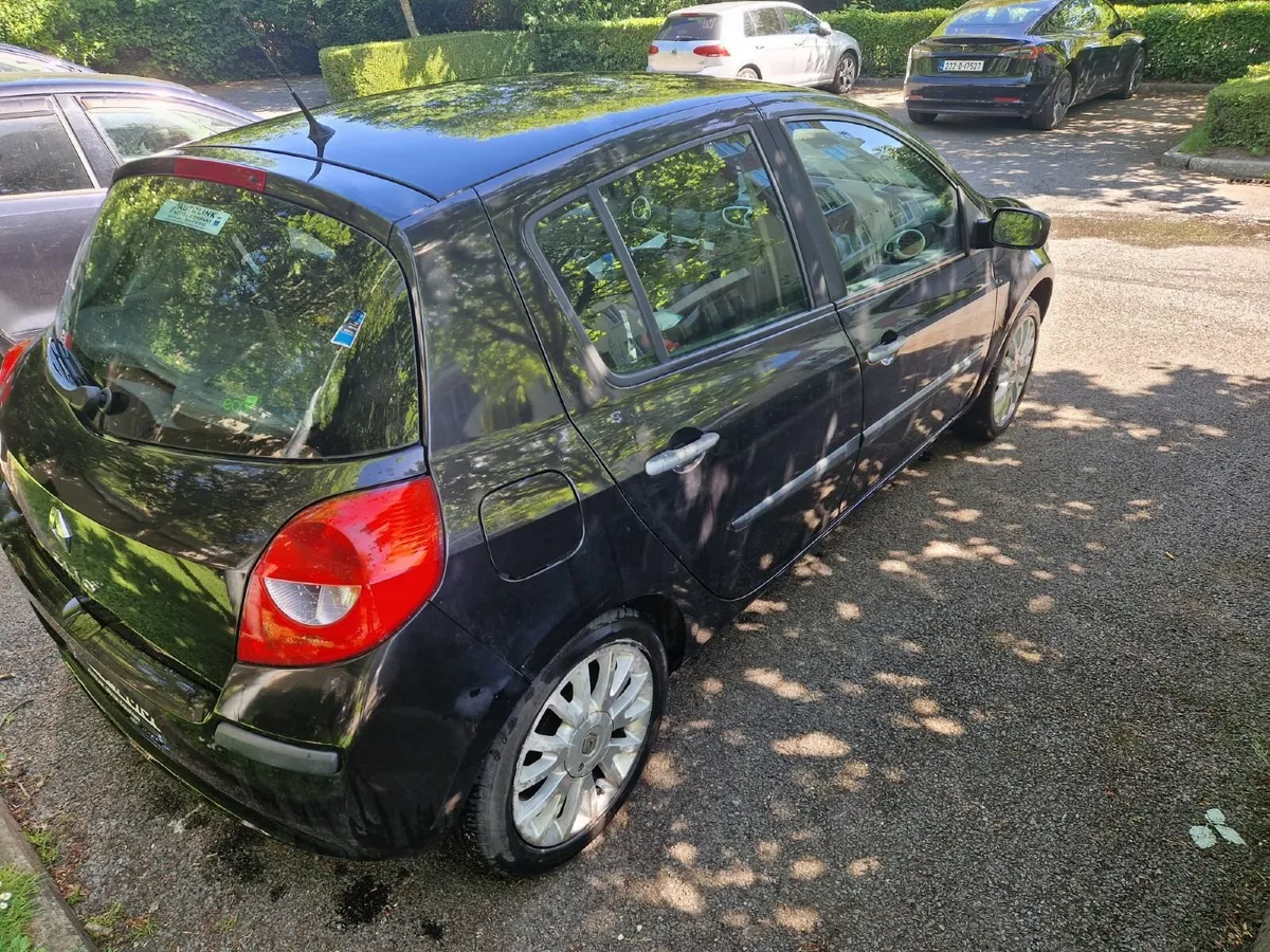 Renault Clio 2009 - Image 4