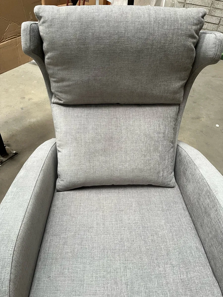 Chairs - Image 3