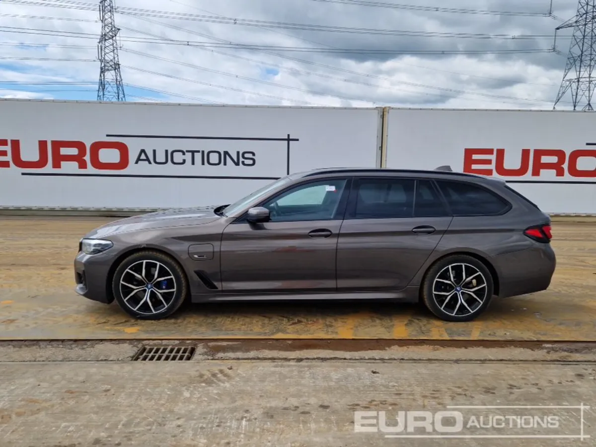 BMW 5-Series 2021 - Image 4