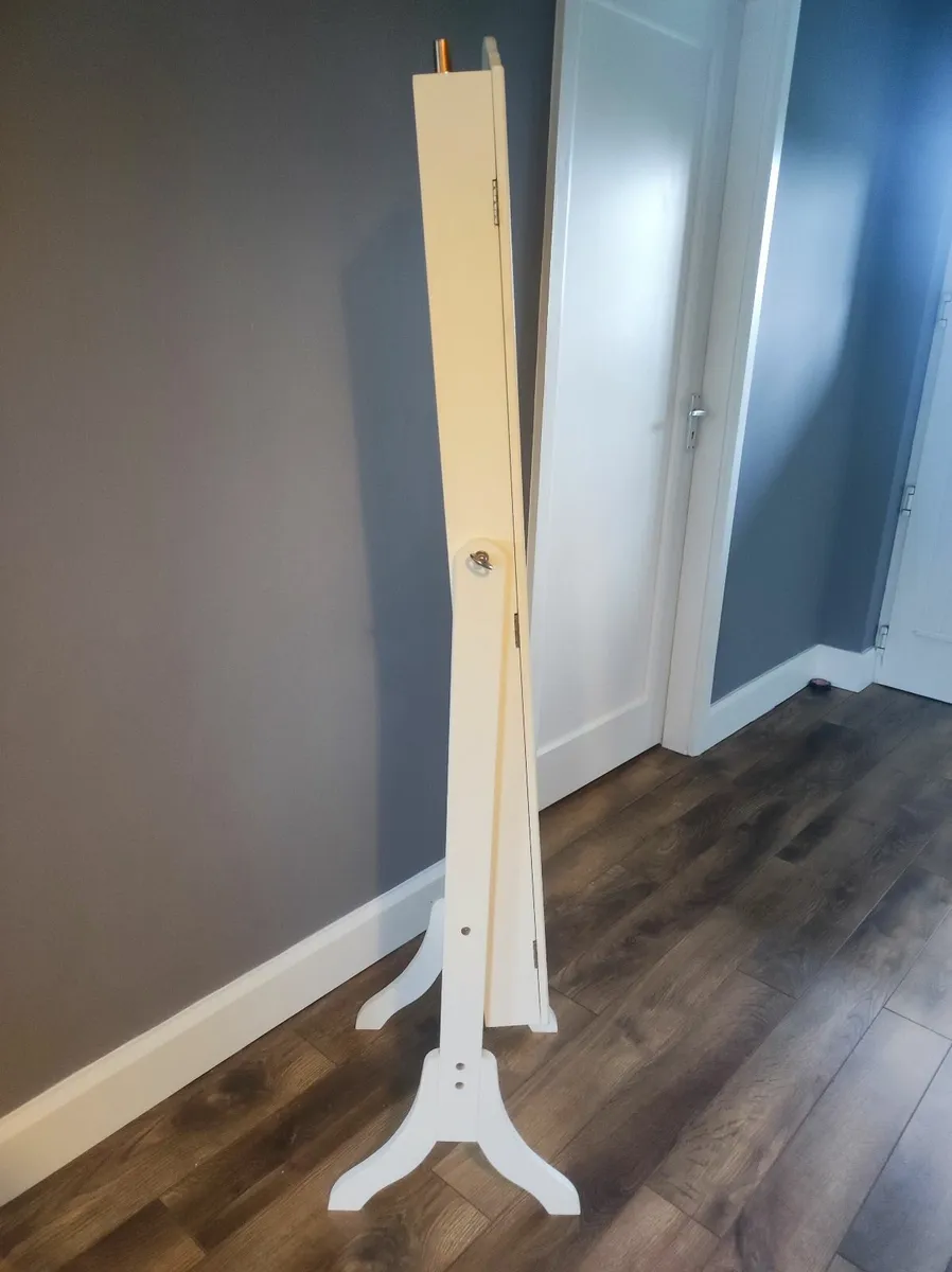 Freestanding Mirror with Jewellery Storage - Image 4