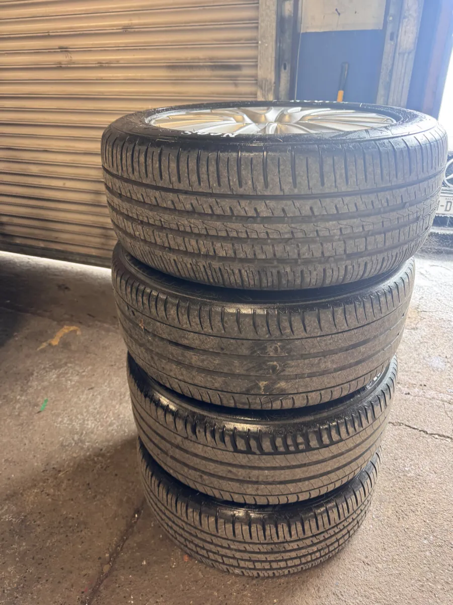 Mercedes S 350 18 inc Alloys - Image 2