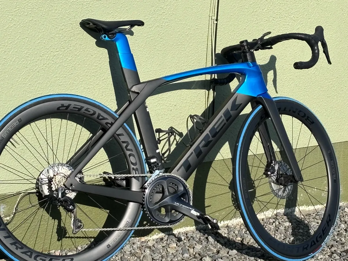 Trek Madone SL7 - Image 1