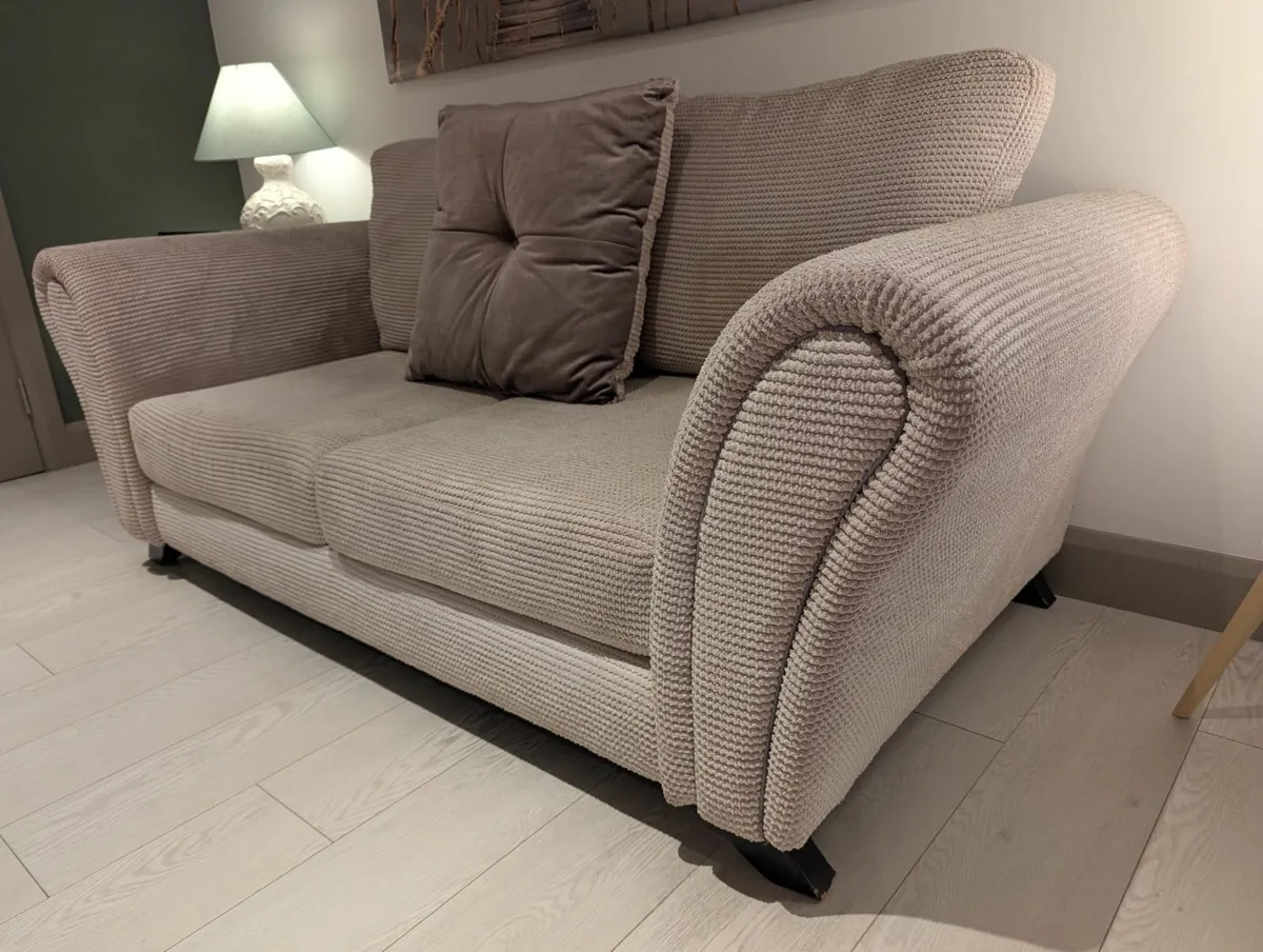 Matching 2 seater and 3 seater sofas - Image 3