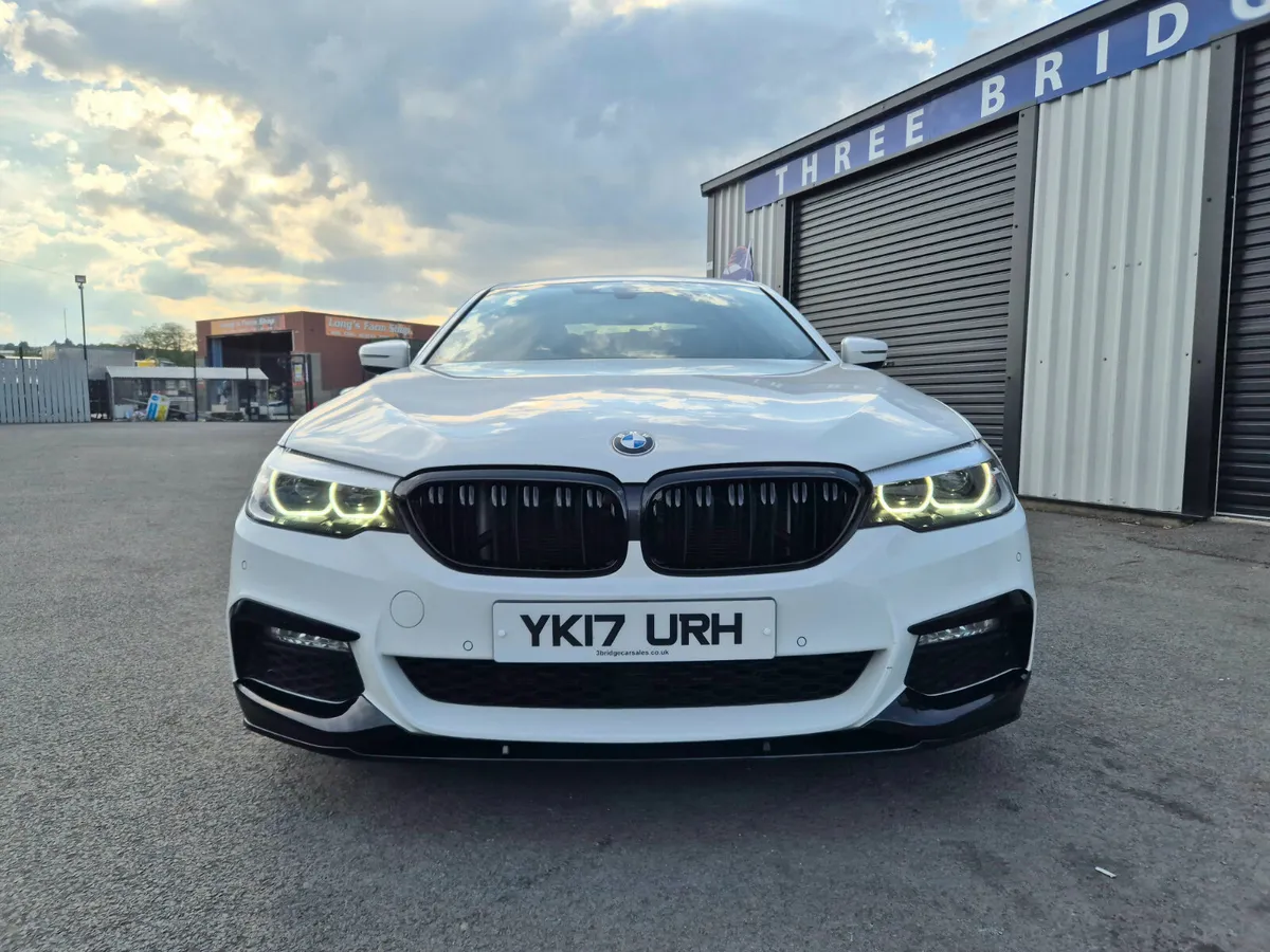2017 BMW 520D M-SPORT AUTO  FSH, 2 KEYS - Image 3