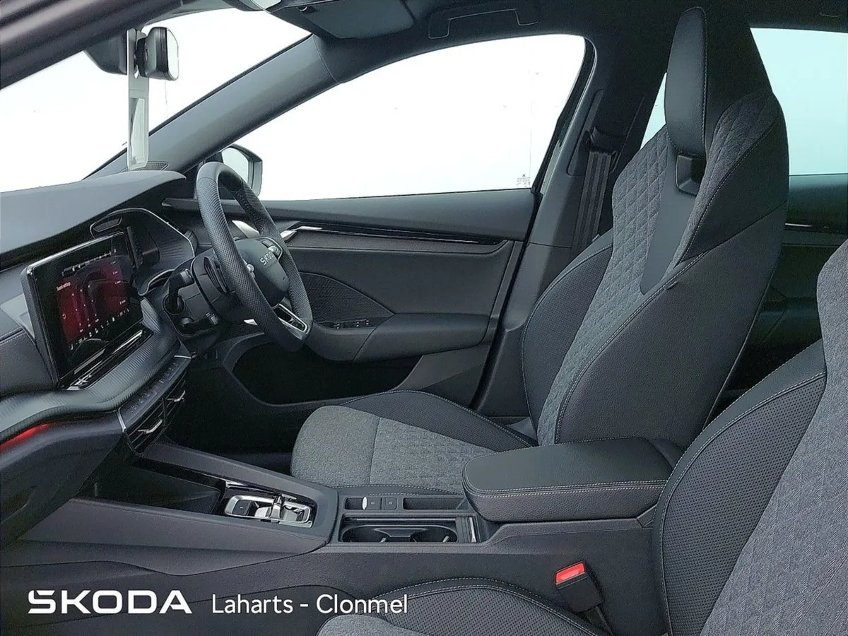 Skoda Octavia Sport 2.0tdi 150HP DSG - Image 4