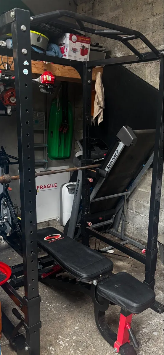 Gym equipment - Image 1