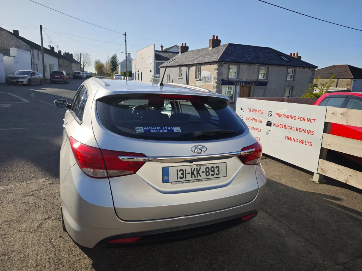 Hyundai i40 2013 Executive 1.7 Diesel - Image 2