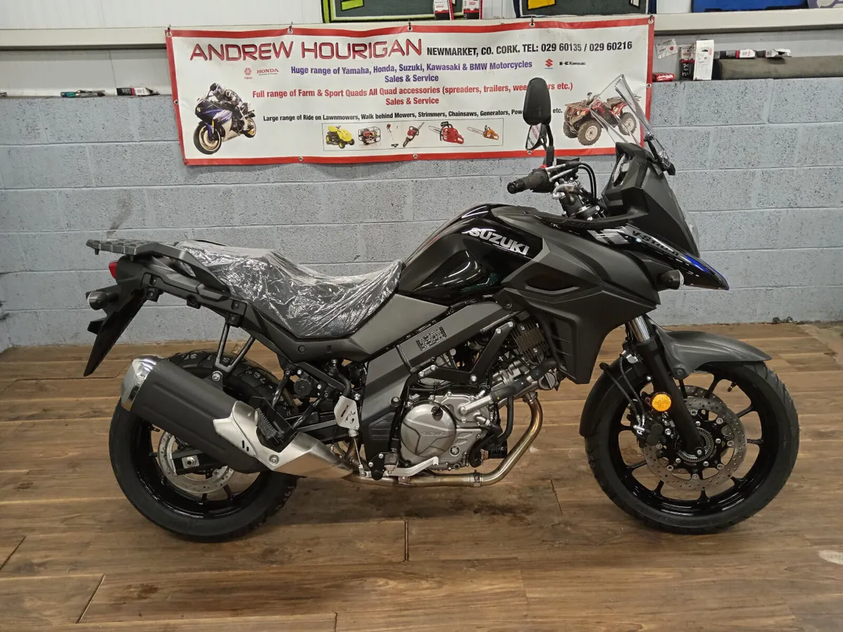 Suzuki DL650 V Strom Black - Image 1