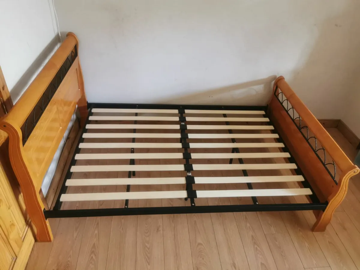 Solid Quality Sturdy Double size bed frame - Image 4