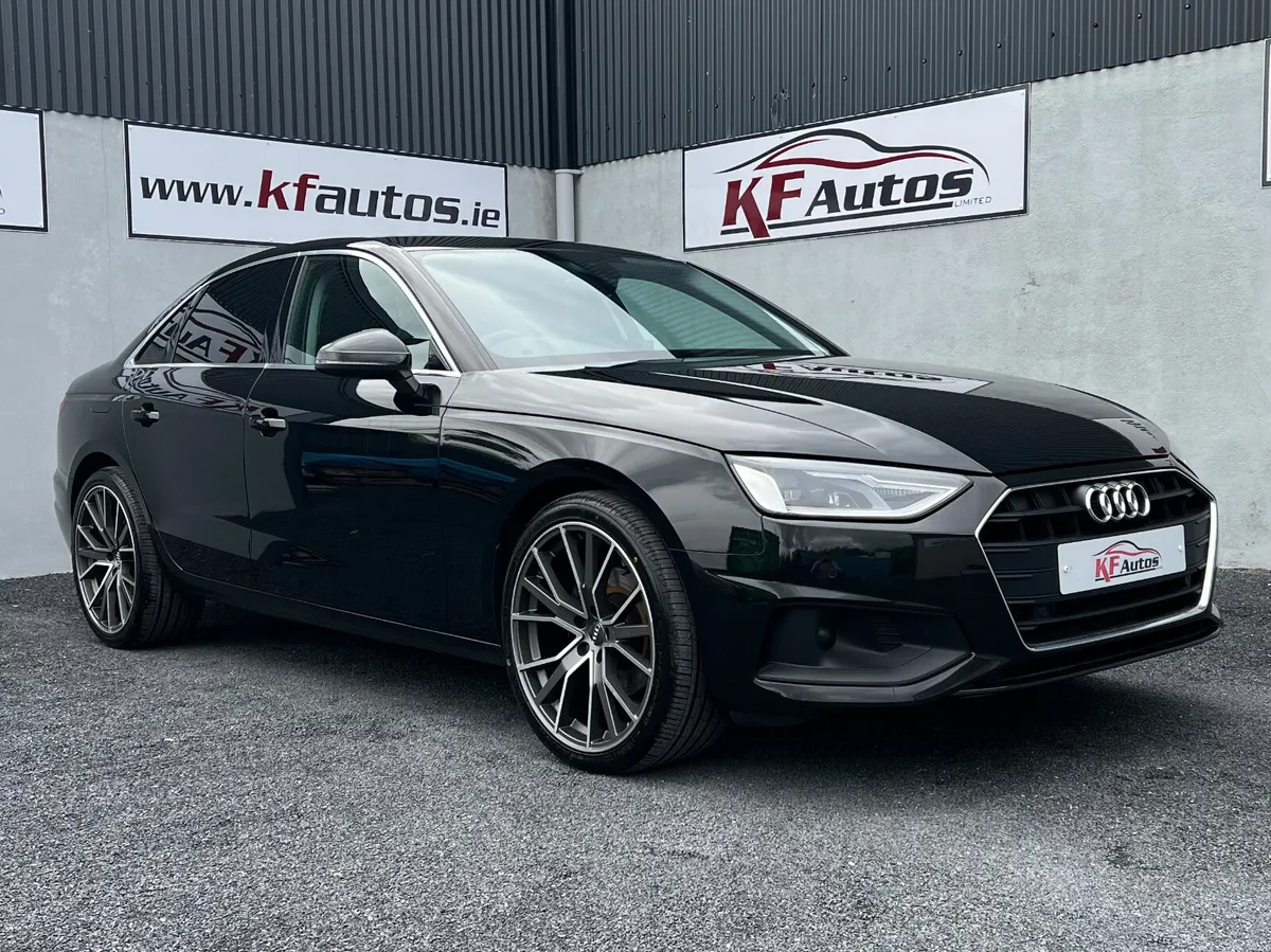 Audi A4 Technik 35 2.0TDI 163bhp 4dr S-Tronic Auto - Image 3