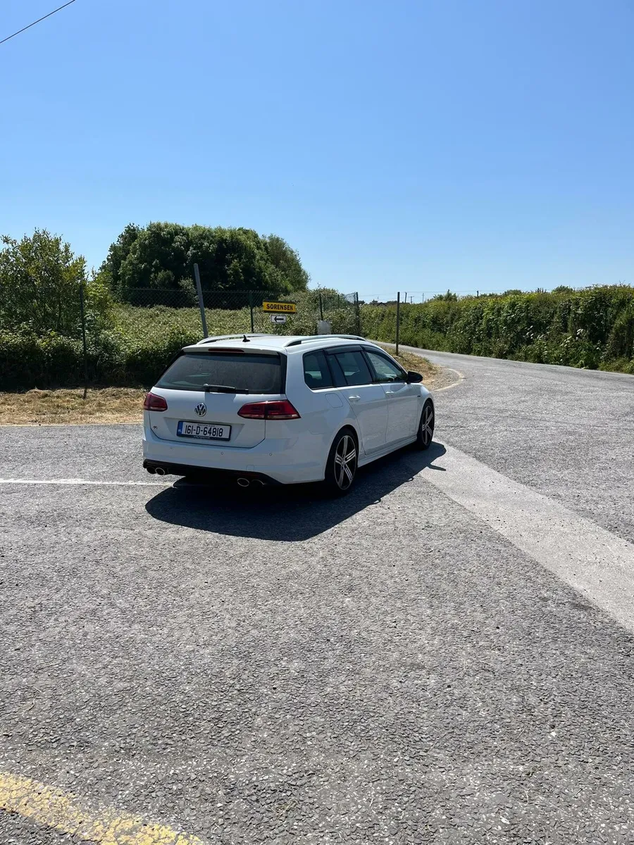 Volkswagen Golf R estate - Image 4