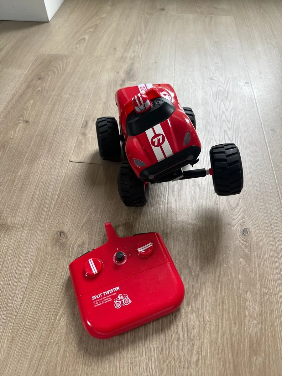 Kids Car with remote - Image 1