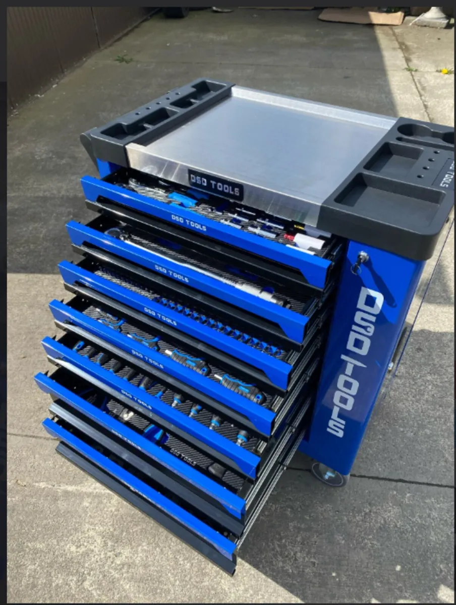 7 Drawer Toolchest With Tools
