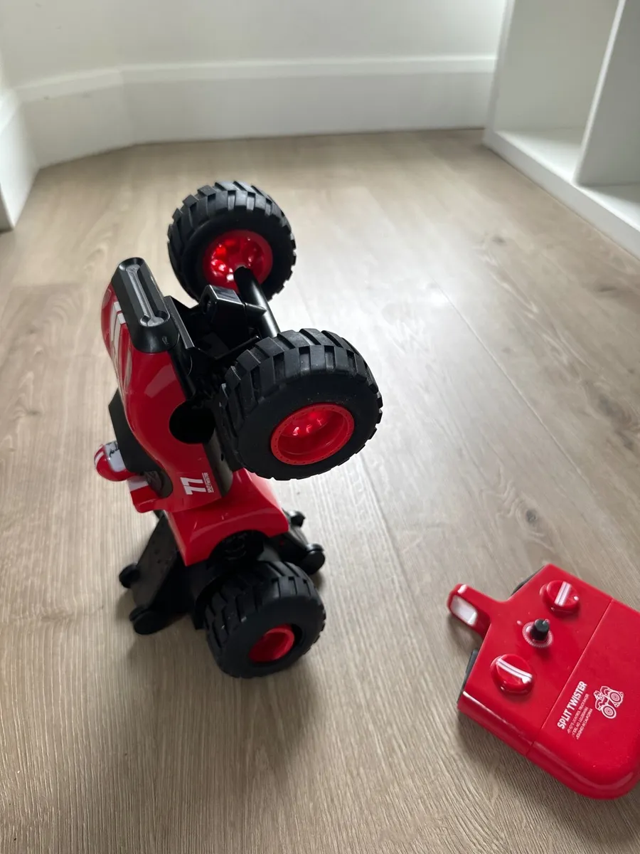 Kids Car with remote - Image 4