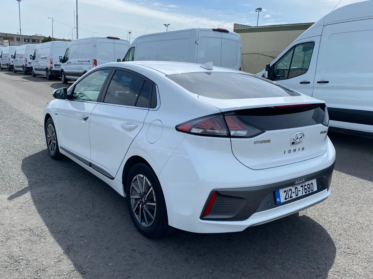 2021 Hyundai IONIQ 38.3KWH Electric - Image 4
