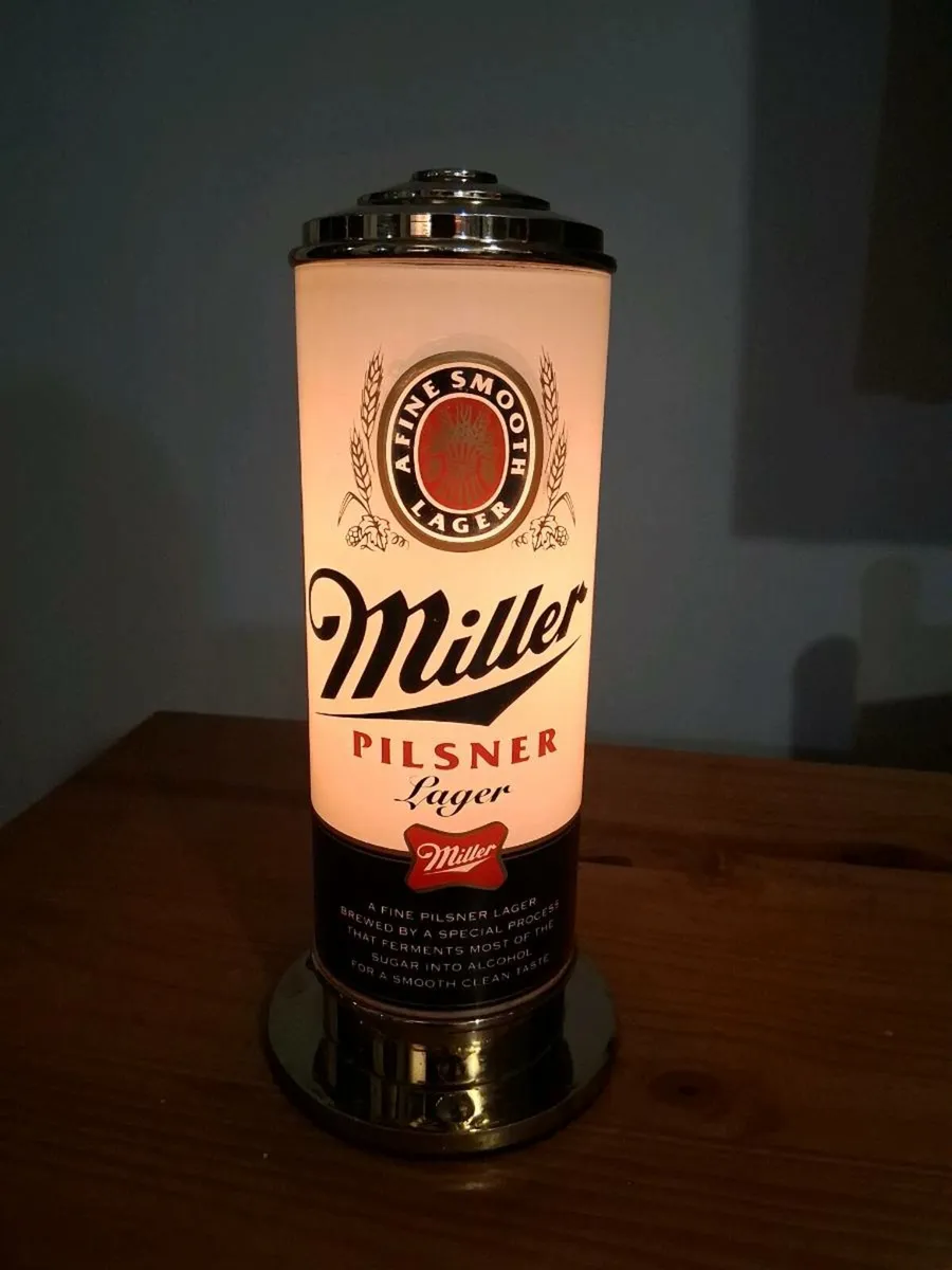 Vintage MILLER PILSNER Font Light- 1990 - Image 1
