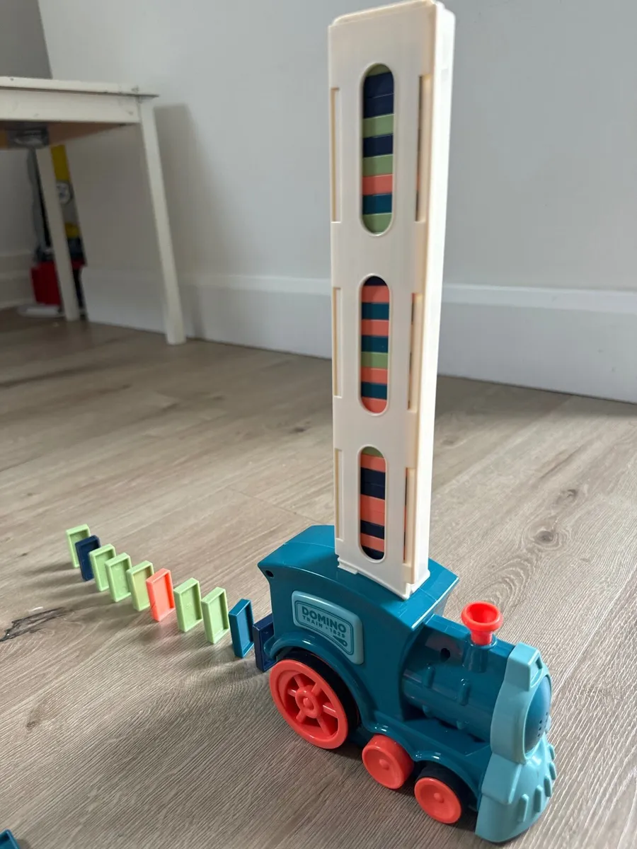 Toy train - Image 2