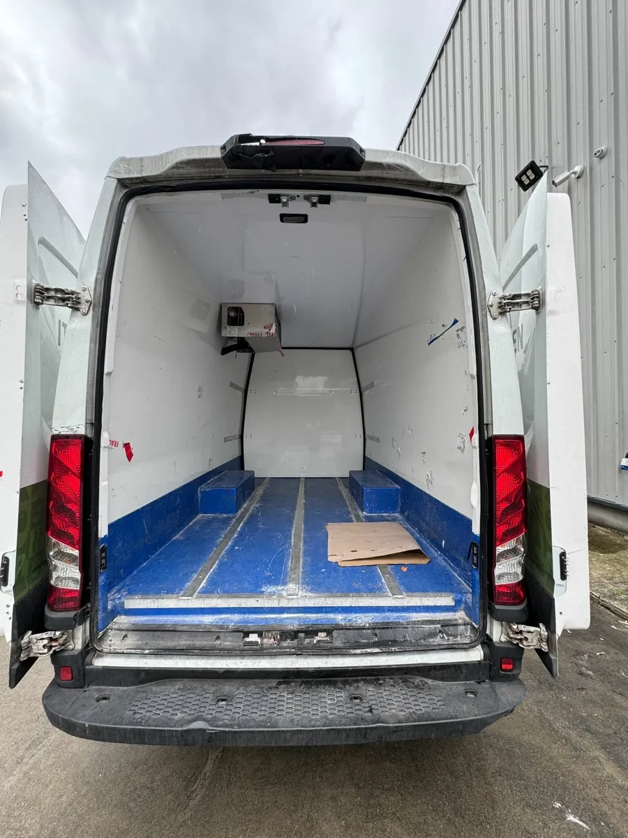 Iveco Daily 35c16 - 2021 - Image 3