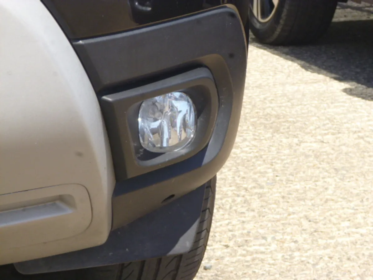 Dacia Duster 1.0 Bi Fuel Comfort 2021 - Image 4