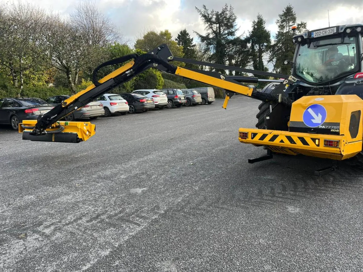2018 McConnel PA775 Hedgecutter - Image 3