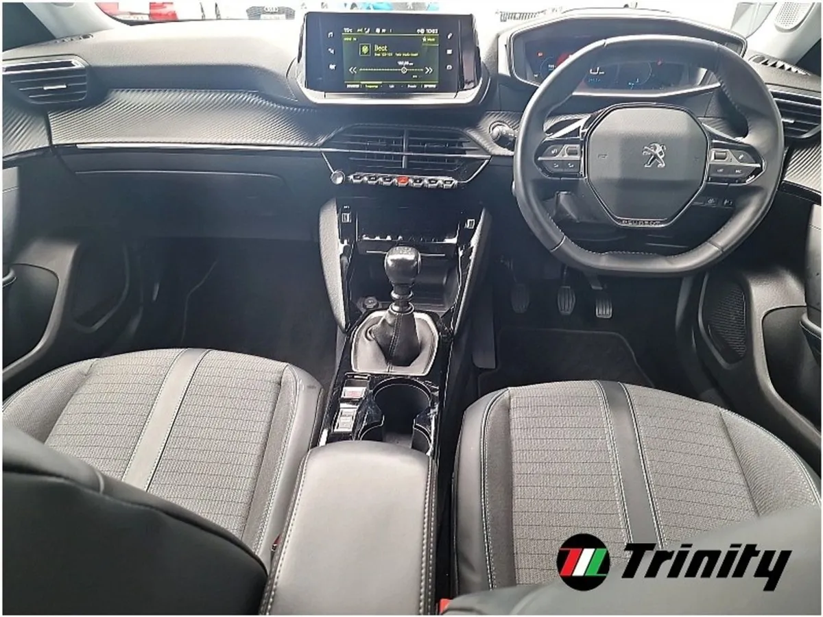 Peugeot 2008 1.2 Puretech 100BHP Allure Trinity M - Image 2