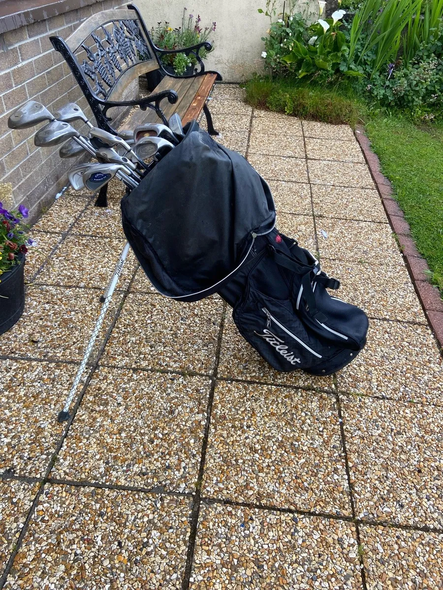 Golf. Clubs. &. Bag - Image 1
