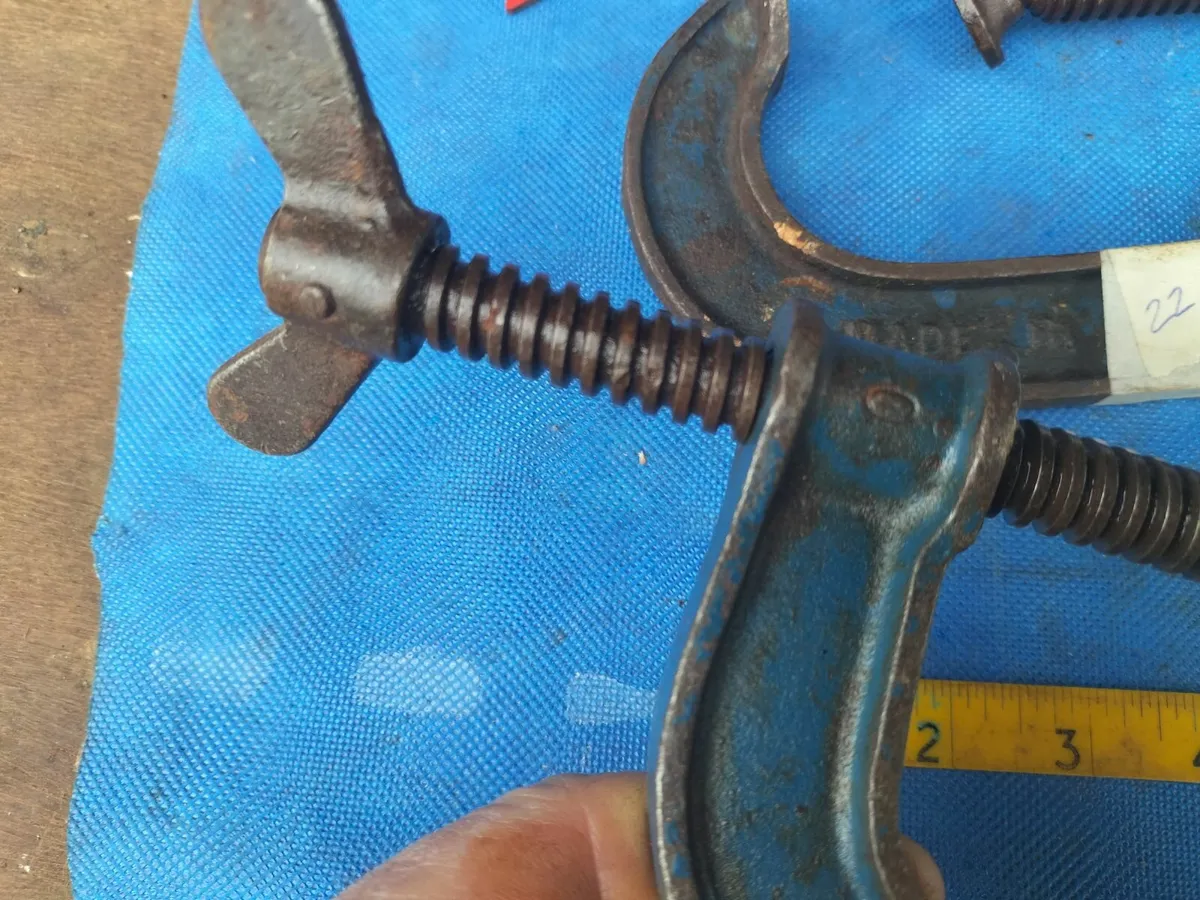 Pair of Record 4" G Clamps - Image 4