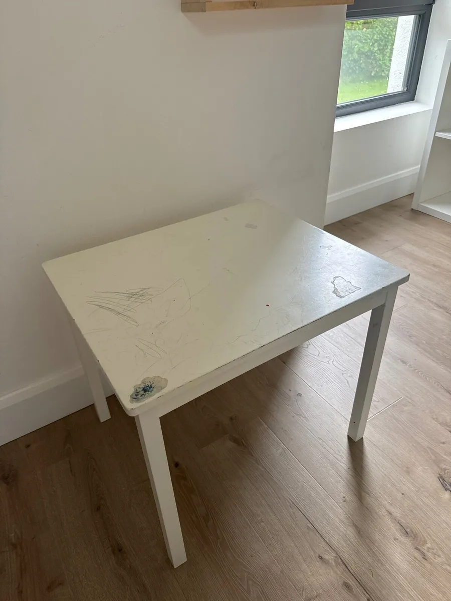 Free Kids table - Image 1
