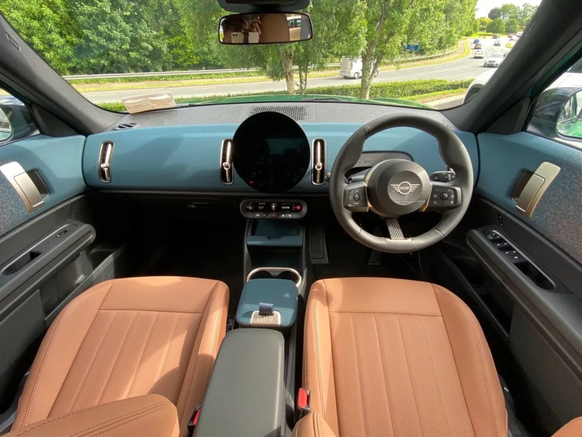 MINI COUNTRYMAN Cooper Exclusive - Image 3